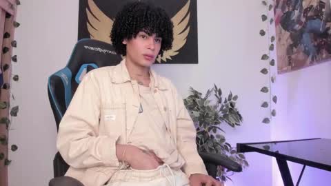 Snapshot of _jaay77 chatting on 12/05/24, 07:49 Jay online show from 12/05/24, 07:49