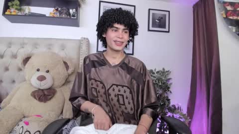 Snapshot of _jaay77 chatting on 12/11/24, 06:42 Jay online show from 12/11/24, 06:42