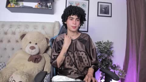 Snapshot of _jaay77 chatting on 12/12/24, 12:48 Jay online show from 12/12/24, 12:48