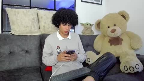 Snapshot of _jaay77 chatting on 01/20/25, 02:53 Jay online show from 01/20/25, 02:53