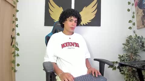 Snapshot of _jaay77 chatting on 02/01/25, 06:40 Jay online show from 02/01/25, 06:40