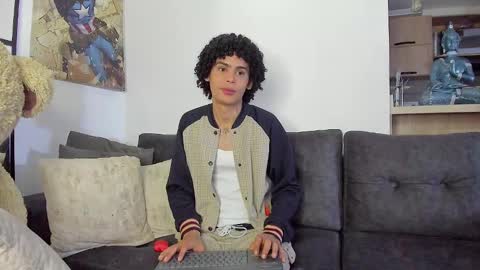 Snapshot of _jaay77 chatting on 03/05/25, 04:13 Jay online show from 03/05/25, 04:13