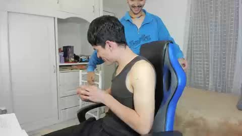 James online show from 09/10/25, 12:32