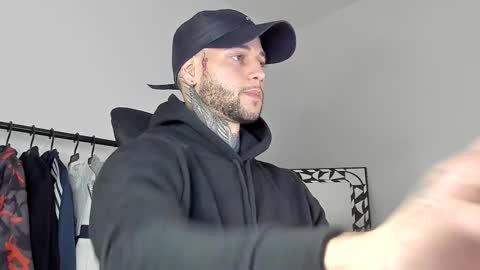 jeison online show from 11/04/25, 01:48