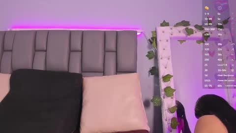 Snapshot of _jasmine_blush chatting on 10/03/25, 01:52 Jasmine online show from 10/03/25, 01:52