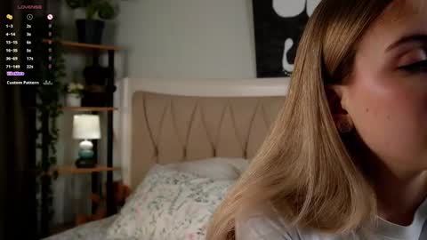 Snapshot of _jasminestea_ chatting on 03/04/25, 01:12 Candy online show from 03/04/25, 01:12