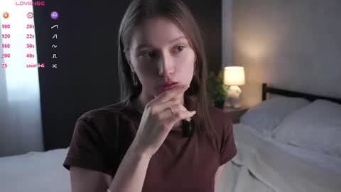 Snapshot of _jasminestea_ chatting on 06/15/26, 04:15 Candy online show from 06/15/26, 04:15