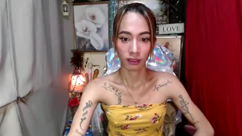 Snapshot of _jejebel chatting on 11/11/25, 06:57 Maria online show from 11/11/25, 06:57