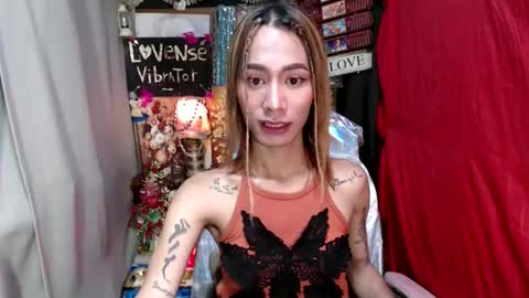 Snapshot of _jejebel chatting on 11/17/25, 04:35 Maria online show from 11/17/25, 04:35