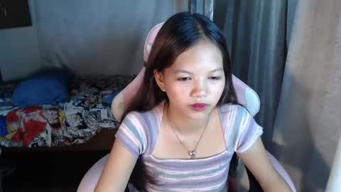 Snapshot of _jennn chatting on 04/23/26, 05:15 Jen online show from 04/23/26, 05:15