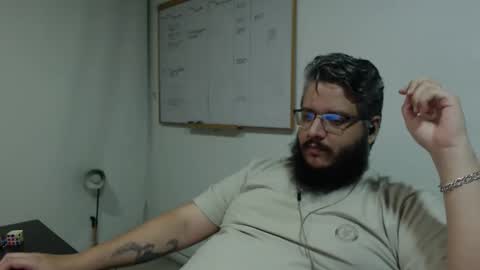 Snapshot of _jeremmy_ chatting on 04/22/26, 05:54 _jeremmy_ online show from 04/22/26, 05:54