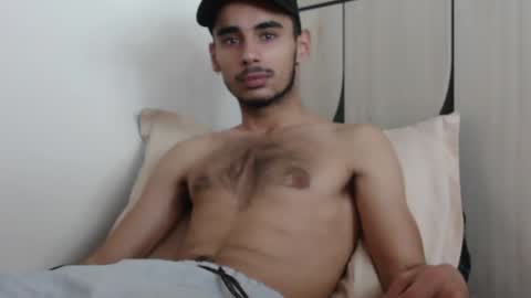 Snapshot of _jimmy_21 chatting on 01/15/25, 04:57 Jimmy online show from 01/15/25, 04:57