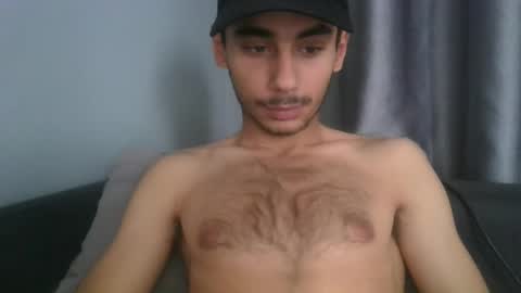 Snapshot of _jimmy_21 chatting on 02/22/25, 08:29 Jimmy online show from 02/22/25, 08:29