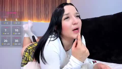 Snapshot of _jireh33_ chatting on 07/06/26, 11:29 online show from 07/06/26, 11:29