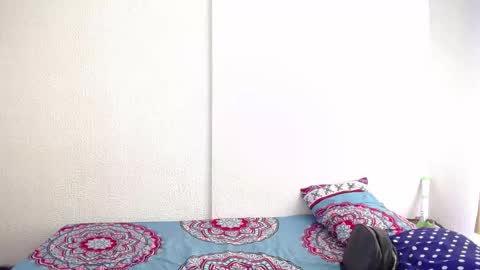 Snapshot of _joanne_and_oliver_ chatting on 11/13/25, 05:45 Joanne Oliver online show from 11/13/25, 05:45