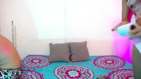 Snapshot of _joanne_and_oliver_ chatting on 12/14/25, 03:50 Joanne Oliver online show from 12/14/25, 03:50