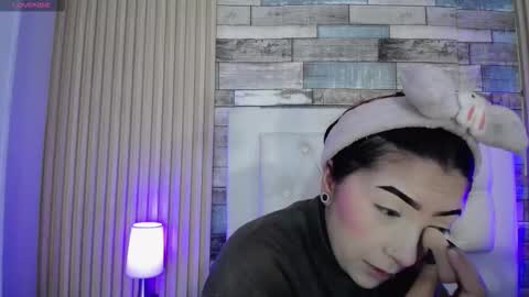 Mia online show from 02/19/26, 07:10