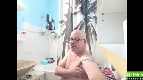 Snapshot of _joker69_ chatting on 04/11/26, 01:32 Joker online show from 04/11/26, 01:32