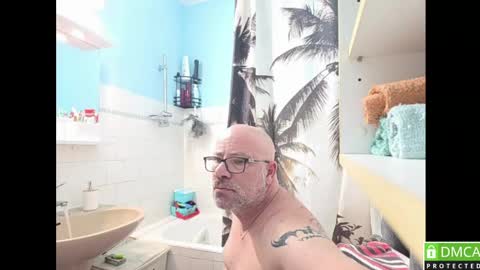 Snapshot of _joker69_ chatting on 04/17/26, 01:52 Joker online show from 04/17/26, 01:52