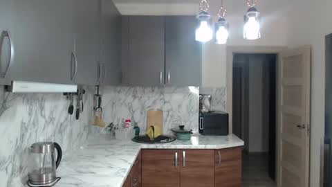 Snapshot of _joni_new_ chatting on 01/17/25, 05:42 Joni online show from 01/17/25, 05:42