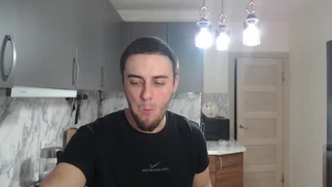 Snapshot of _joni_new_ chatting on 01/29/25, 09:39 Joni online show from 01/29/25, 09:39