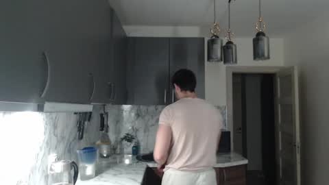 Snapshot of _joni_new_ chatting on 02/16/25, 02:43 Joni online show from 02/16/25, 02:43