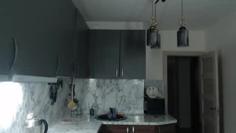 Snapshot of _joni_new_ chatting on 02/24/25, 06:16 Joni online show from 02/24/25, 06:16