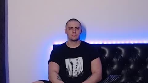 Snapshot of _joni_new_ chatting on 11/23/25, 05:51 Joni online show from 11/23/25, 05:51