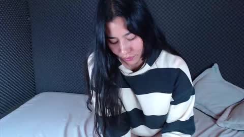 Snapshot of _joy_iva chatting on 12/15/25, 11:20 joy online show from 12/15/25, 11:20