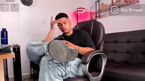 _juanes__ online show from 11/12/25, 09:03