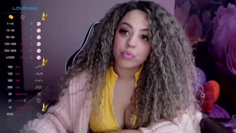 _just_a_queen_3 online show from 02/15/25, 09:16