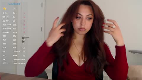 Snapshot of _just_a_queen_3 chatting on 05/07/26, 09:36 _just_a_queen_3 online show from 05/07/26, 09:36
