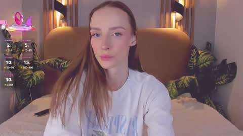 Snapshot of _k2__ chatting on 12/23/25, 07:17 Kira online show from 12/23/25, 07:17