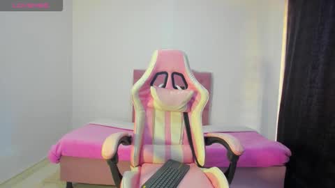 Kaatty online show from 10/23/25, 01:54