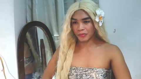 Snapshot of _karie_ chatting on 10/17/25, 04:20 _karie_ online show from 10/17/25, 04:20