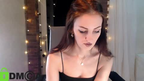 Snapshot of _karolina chatting on 03/31/26, 05:35 karolina online show from 03/31/26, 05:35