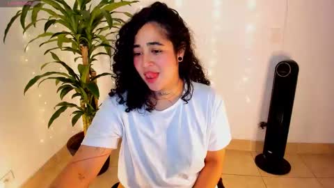     online show from 12/22/25, 02:52