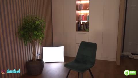 Kate online show from 09/21/25, 03:24