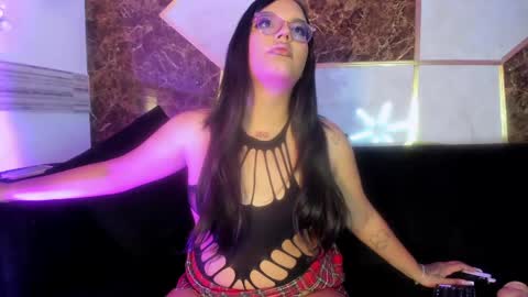 _katty_grey_ online show from 06/04/26, 08:59