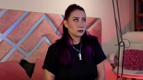 kelly online show from 11/11/25, 12:27