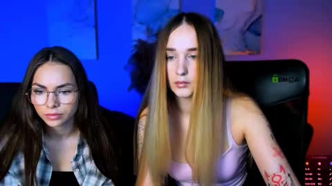 _kellykitten_ online show from 11/24/25, 09:42