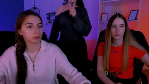 Snapshot of _kellykitten_ chatting on 04/15/26, 08:54 _kellykitten_ online show from 04/15/26, 08:54