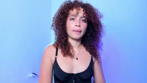 Snapshot of _kellys chatting on 01/20/25, 01:07 kelly online show from 01/20/25, 01:07