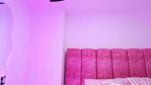 Kendall online show from 11/09/25, 12:03