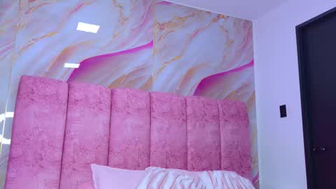 Kendall online show from 03/26/26, 12:00