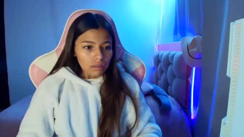 Snapshot of _khloe_sweet chatting on 04/18/26, 11:58 khloe sweet online show from 04/18/26, 11:58