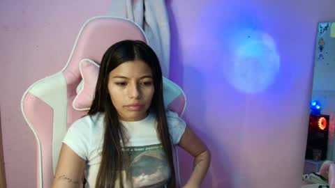 Snapshot of _khloe_sweet chatting on 07/12/26, 04:31 khloe sweet online show from 07/12/26, 04:31