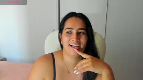 Snapshot of _kimdesire chatting on 02/26/26, 05:34 Kim online show from 02/26/26, 05:34