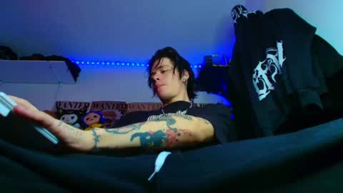Snapshot of _kingshadows_ chatting on 06/01/26, 06:09 SHADOW online show from 06/01/26, 06:09