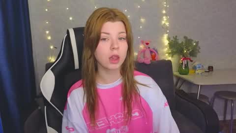 Molly   Emily online show from 01/18/26, 06:50